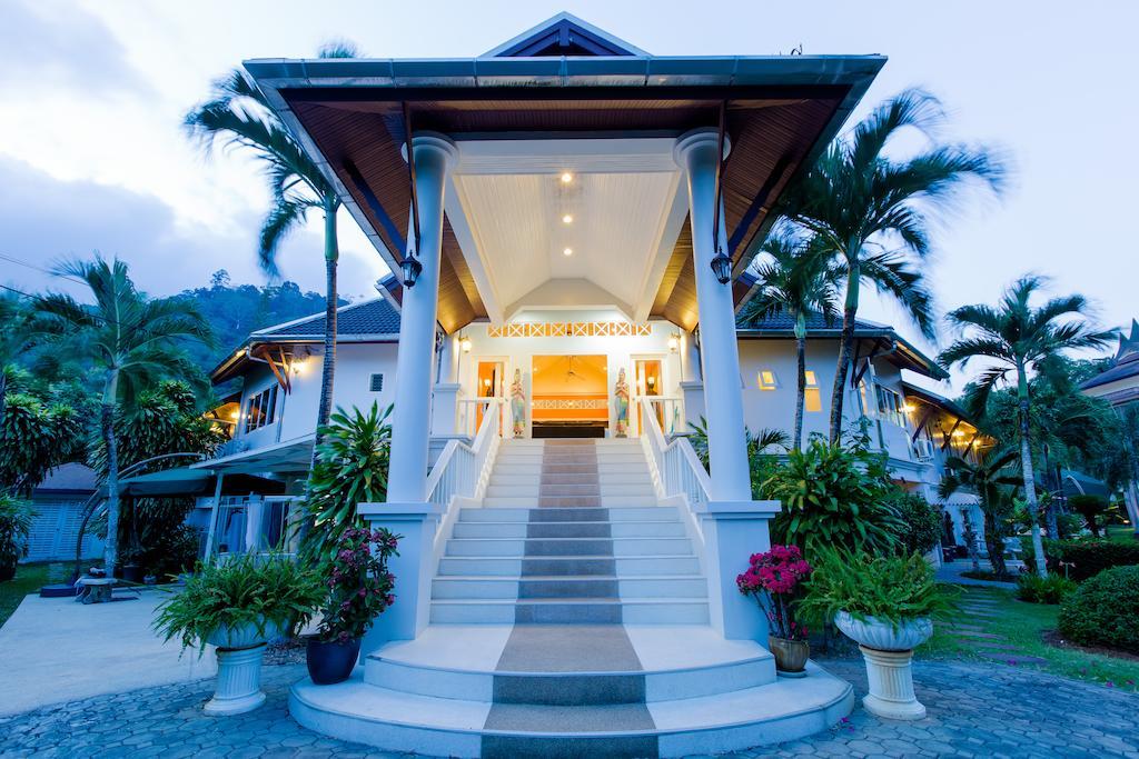 Serenity Lakeside Resort Kathu Exterior foto